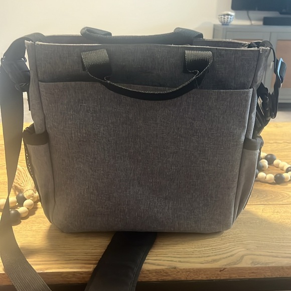 Skip Hop Duo Signature Diaper Bag - Grey - Picture 9 of 9